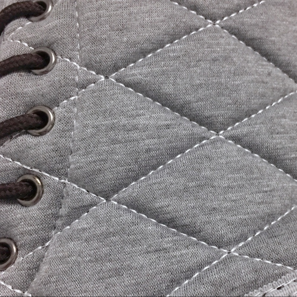 Quilted Duck Boots Gray - Picture 4 of 8